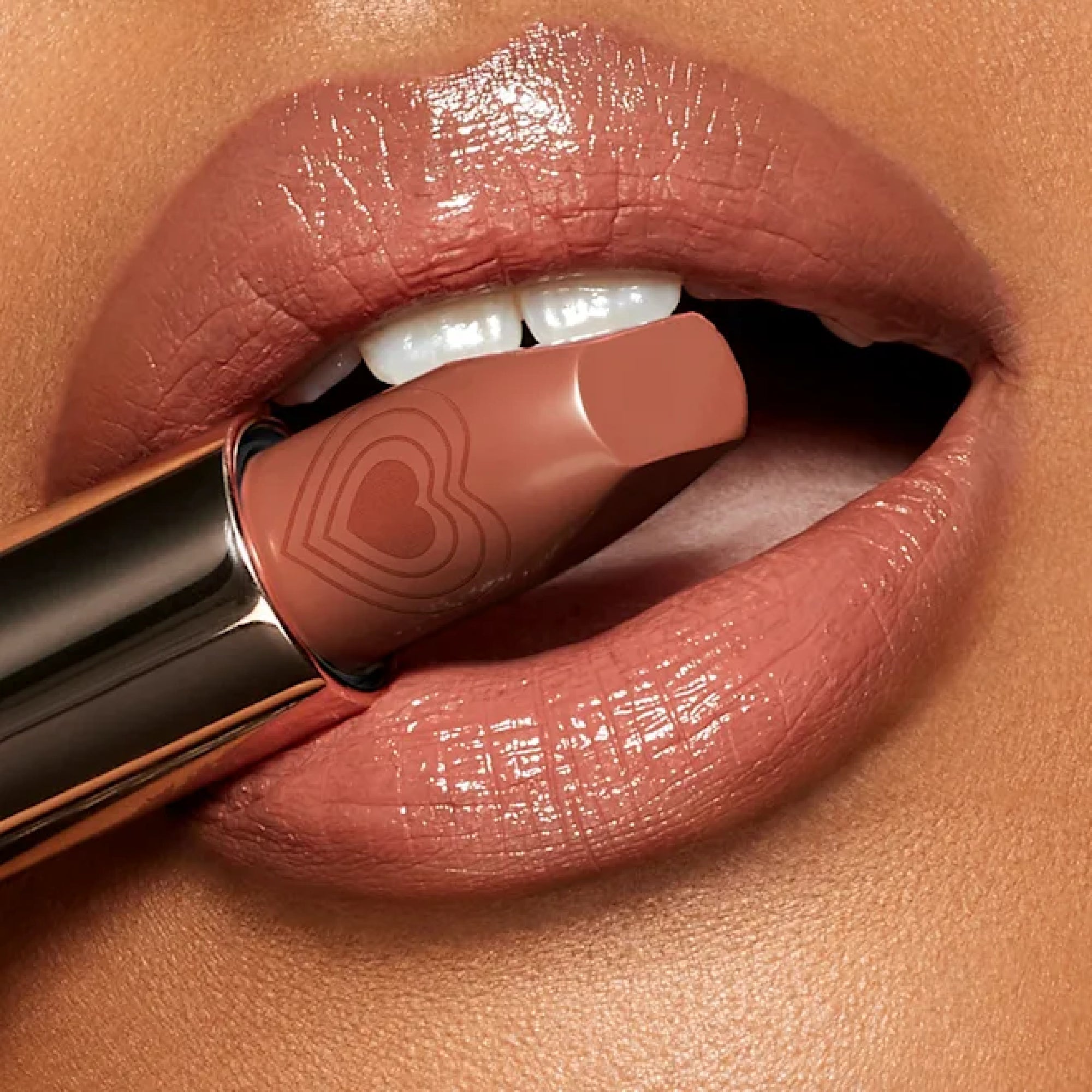 Charlotte Tilbury - K.I.S.S.I.N.G Lipstick