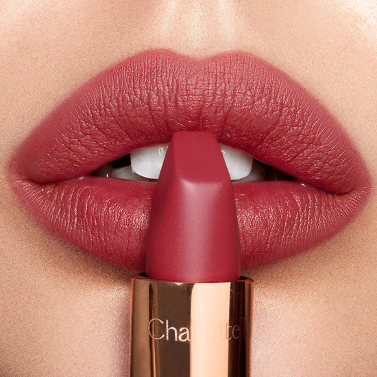 Charlotte Tilbury - Matte Revolution Lipstick