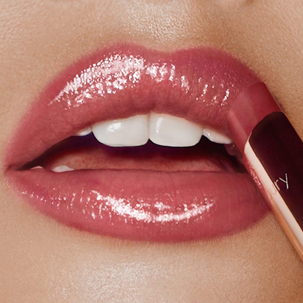 Charlotte Tilbury Superstar Lips Lipstick