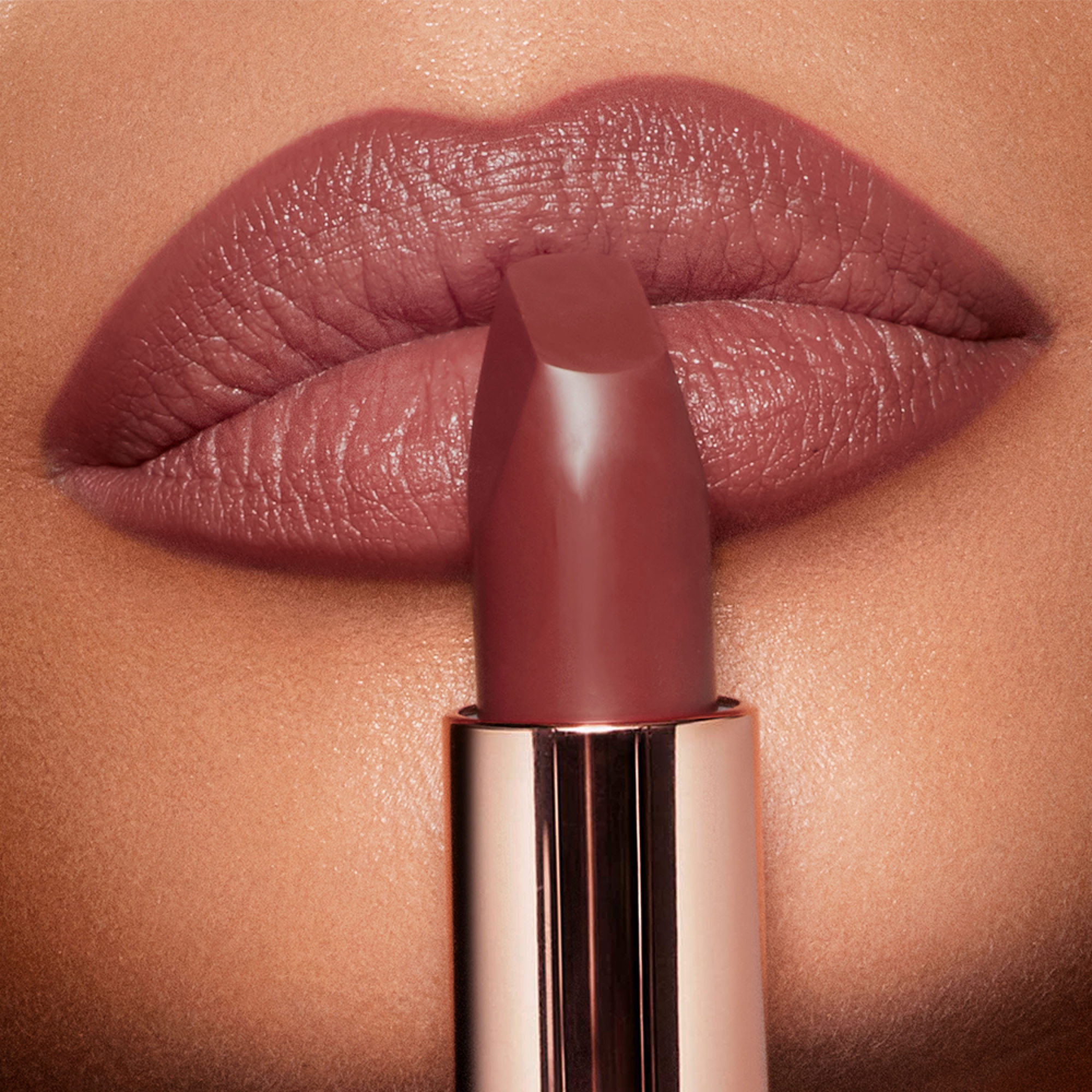 Charlotte Tilbury - Matte Revolution Lipstick