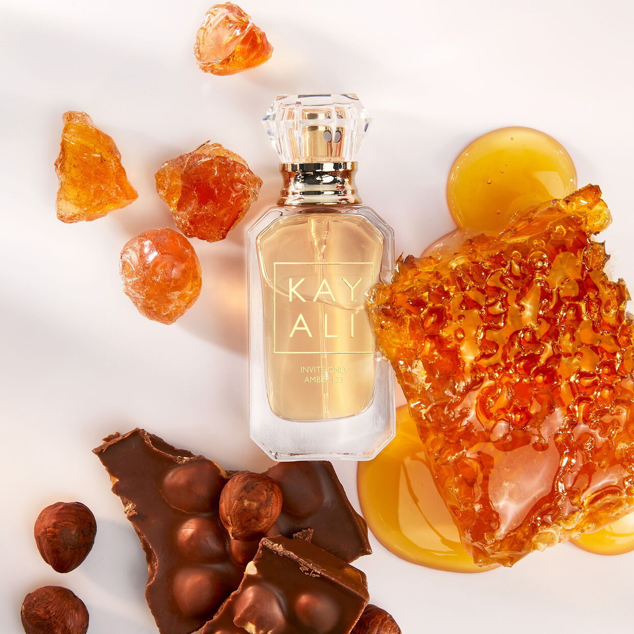 KAYALI INVITE ONLY AMBER | 23 - 10 ml