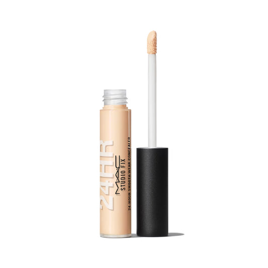 MAC Studio Fix 24 Hour Smooth Wear Concealer NC15 lightweight fluid full coverage concealer Pakistan