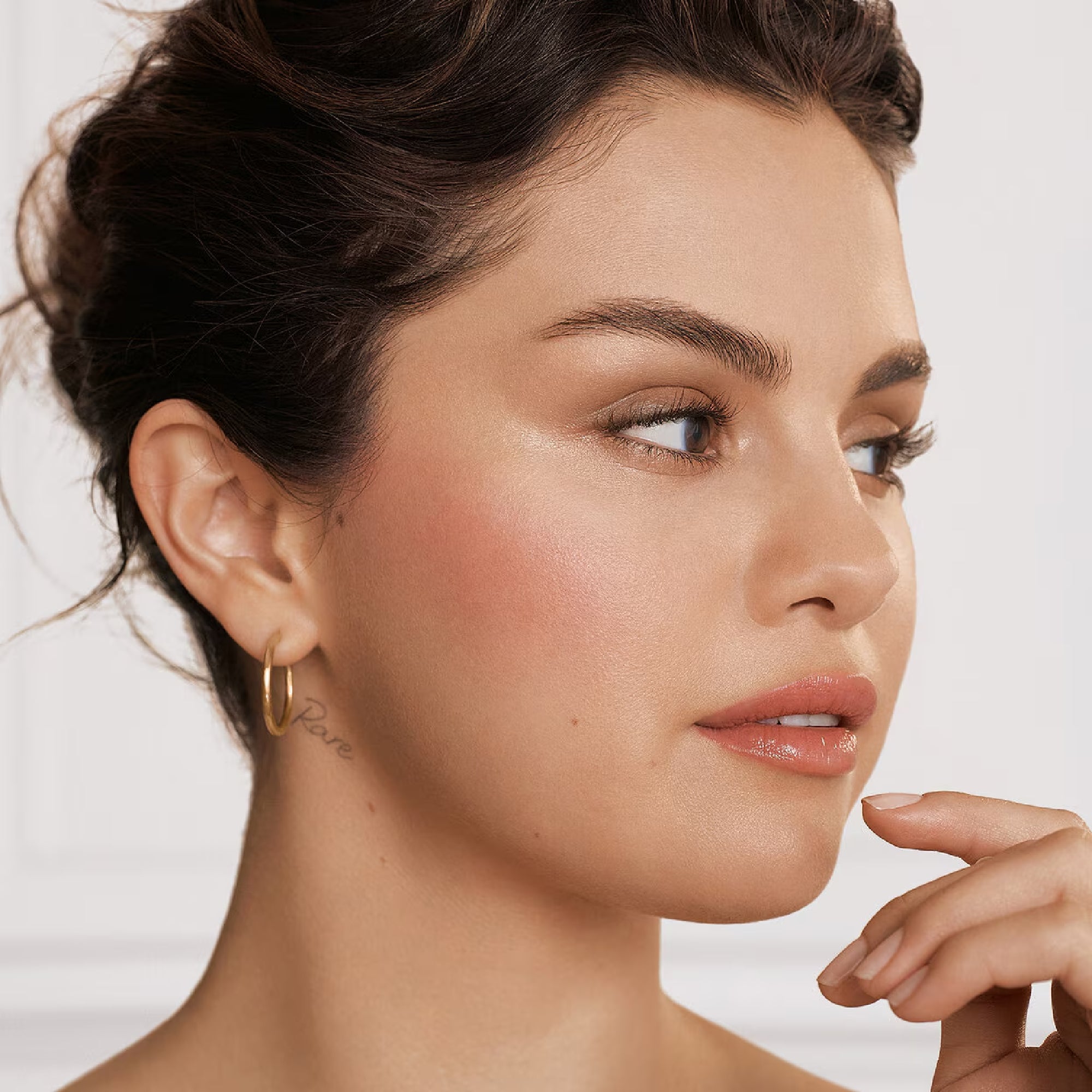 Rare Beauty Soft Pinch Liquid Blush Grateful warm mauve shade swatch on cheeks