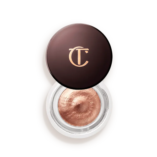 Charlotte Tilbury Eyes to Mesmerize – Effortless Glam for Pakistani Women
