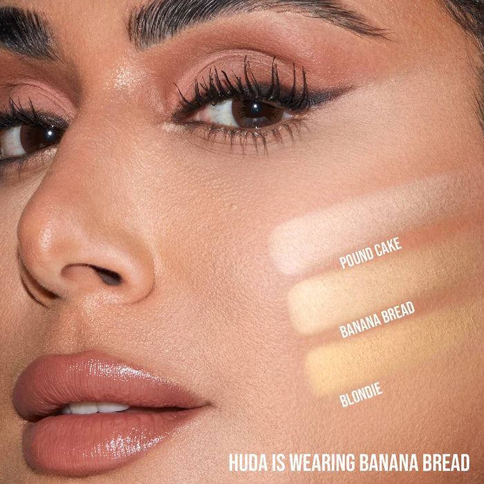 HUDA BEAUTY Easy Bake and Snatch Pressed Talc-Free Brightening and Setting Powder