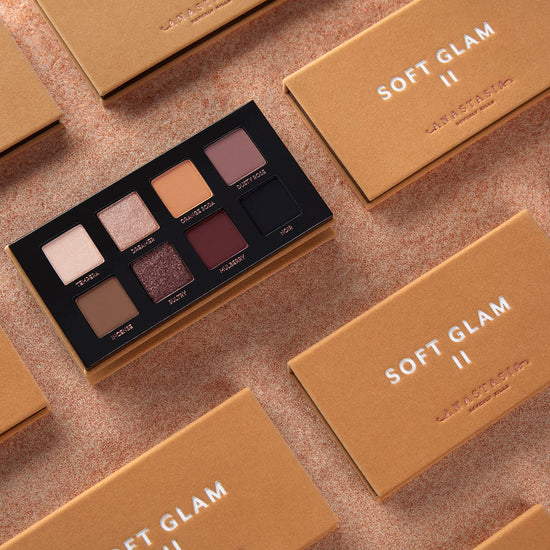 ANASTASIA BEVERLY  HILLS SOFT GLAM II PALETTE