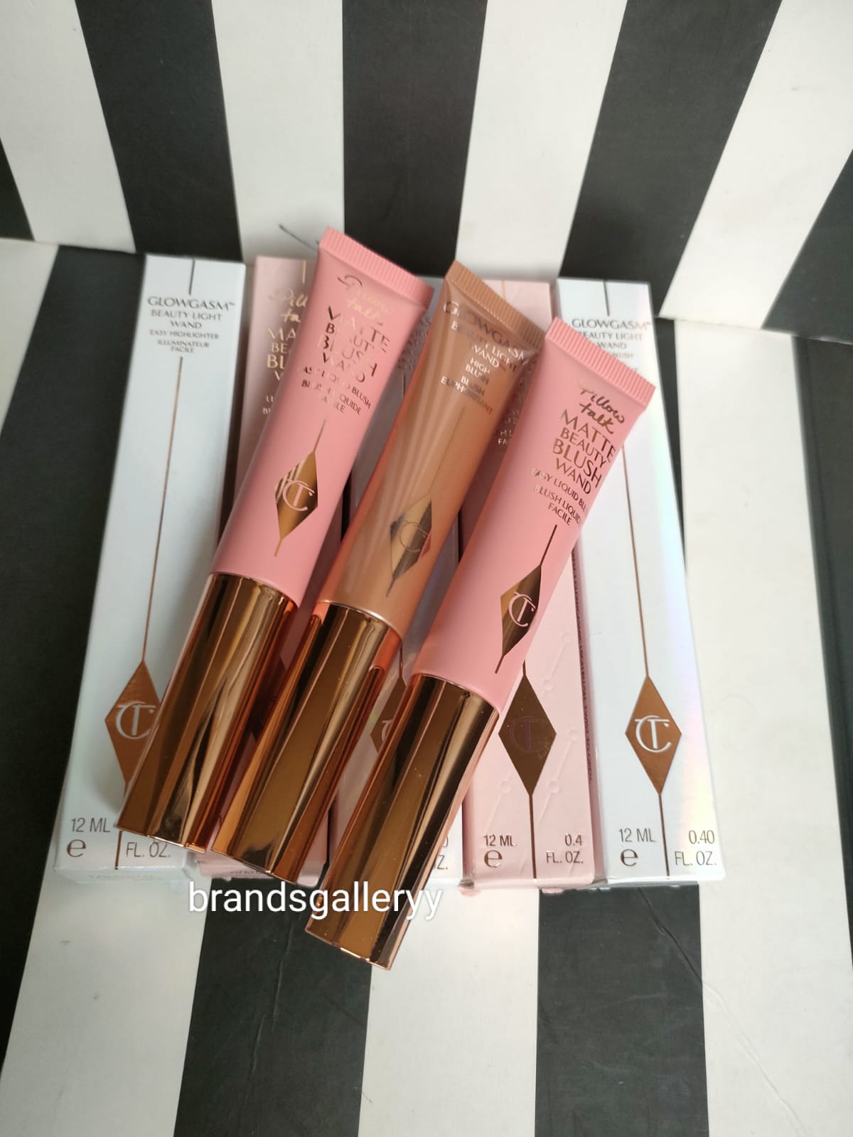 CHARLOTTE TILBURY Highlighter Wand