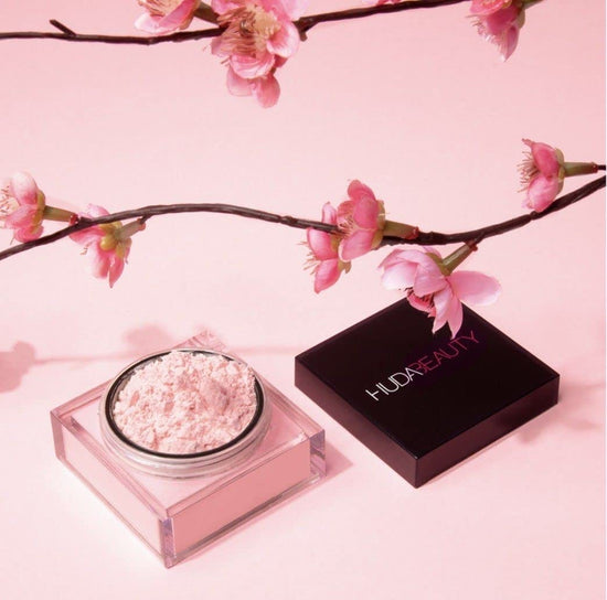 Huda beauty cherry blossom powder